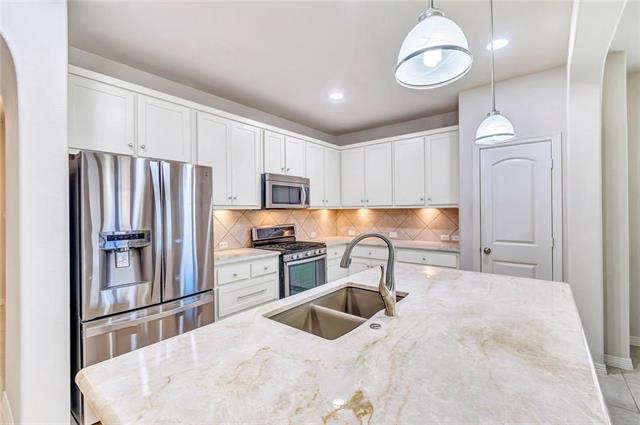Building Photo - 502 Waterwalk Ct