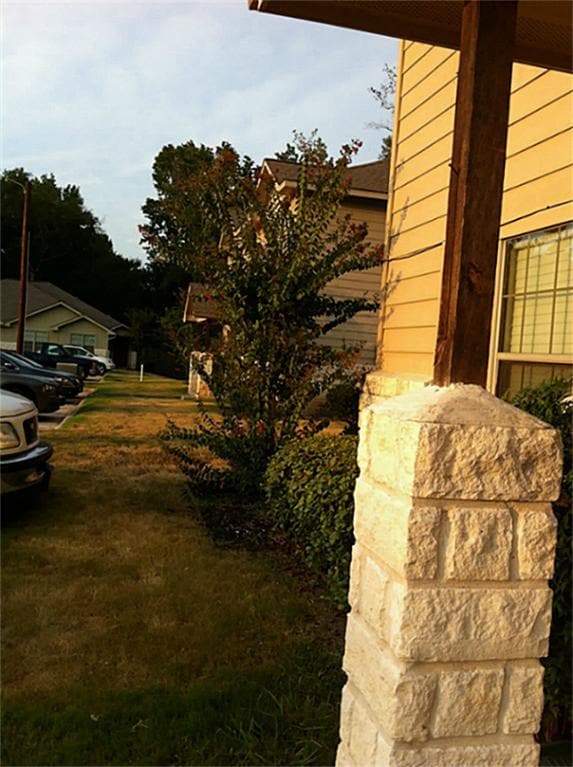 Building Photo - 118 Vista Way