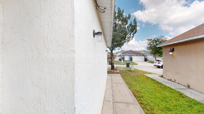 Building Photo - 654 Caladesi Trail