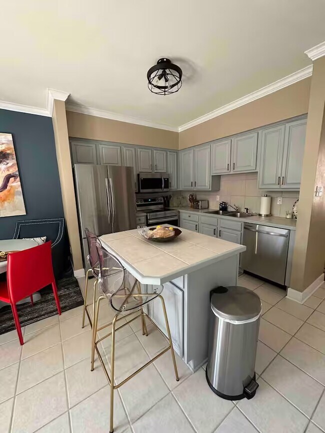 Foto del edificio - 2210 Christian St