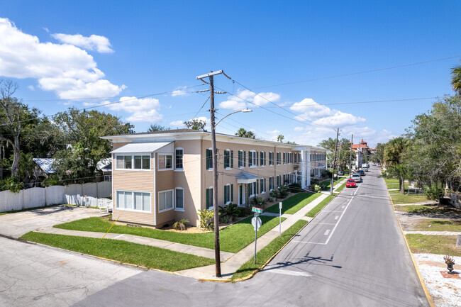 Building Photo - 172 Cordova St