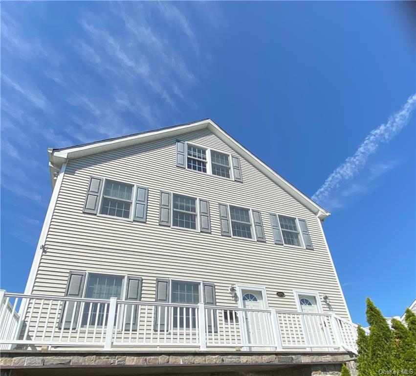 Primary Photo - 420 5th St