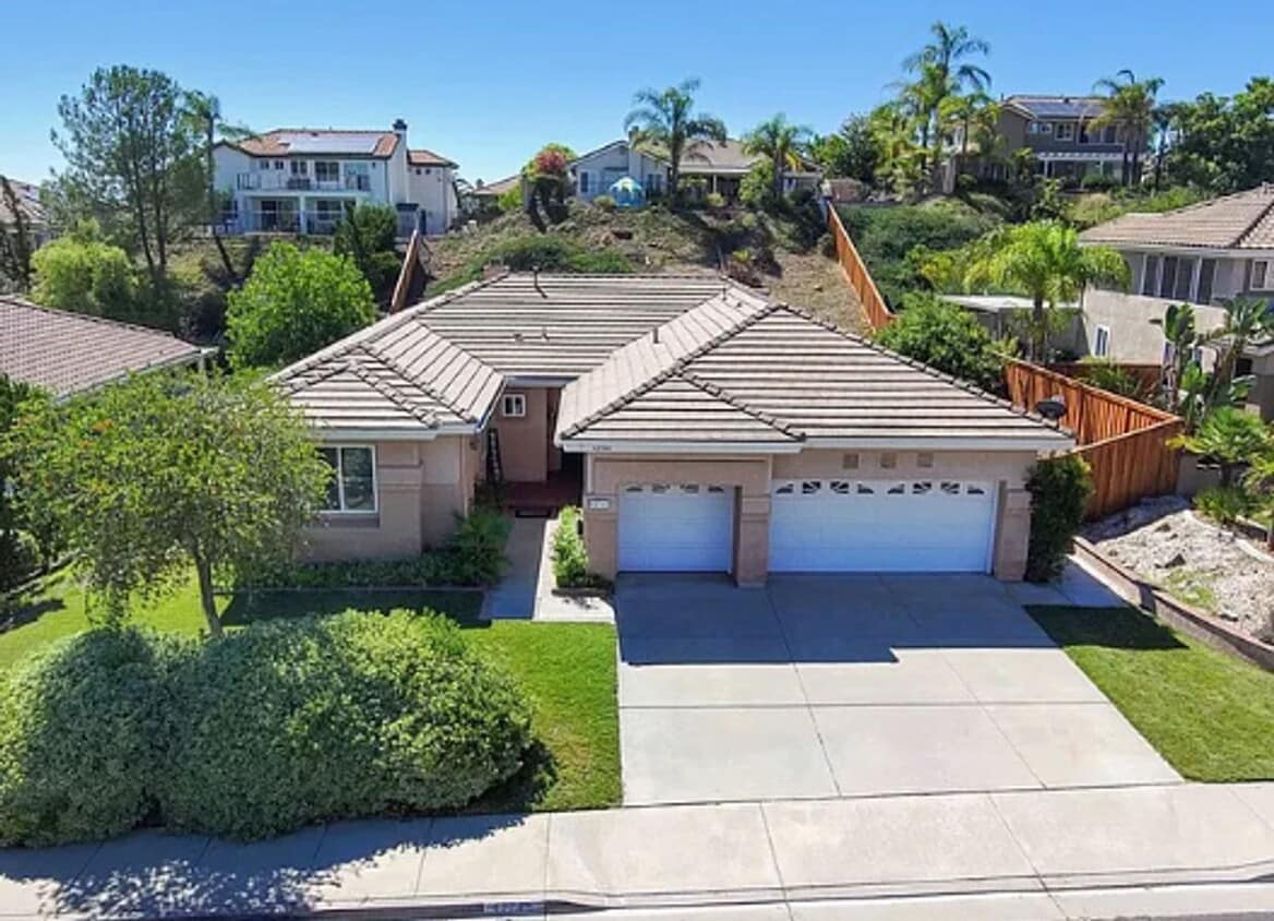 Primary Photo - Murrieta - 4 bed / 2.5 bath home