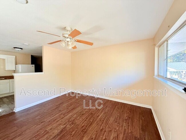 Foto del edificio - 2108 Cooley St