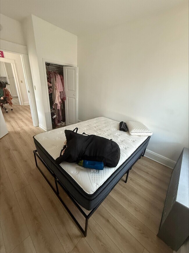 Foto del edificio - 120 Dekalb Ave