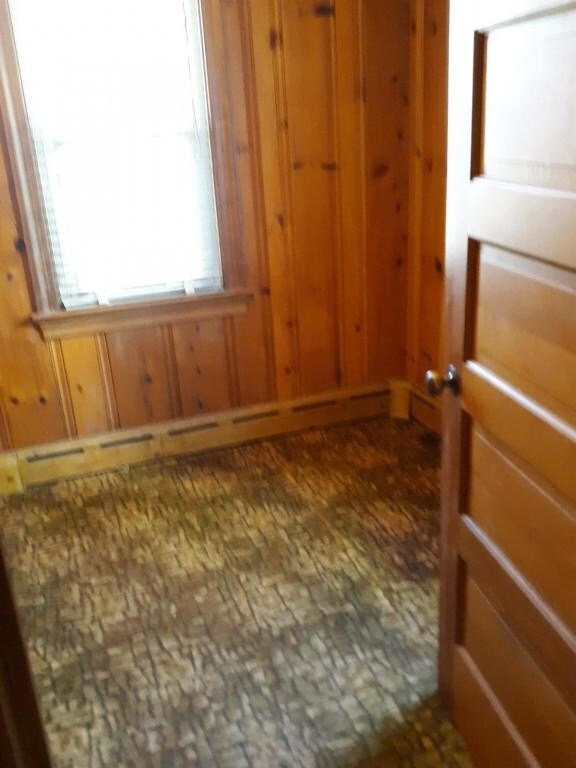 Building Photo - 917 Chestnut Drive