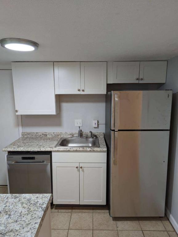 9929 Shellbark Ln, Cincinnati, OH 45231 House Rental in Cincinnati