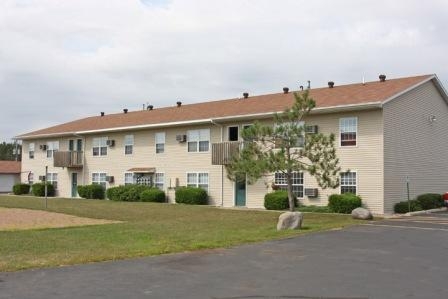 Primary Photo - Apple Apartments