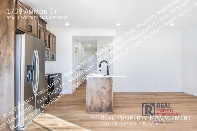 Foto del edificio - 1739 Ammon St