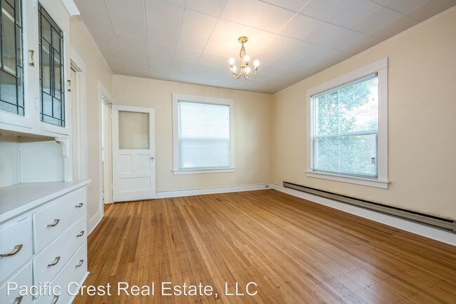 Foto del edificio - 1012 Queen Anne Ave N