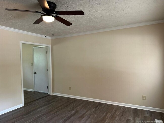 Foto del edificio - 1219 Chilton Dr