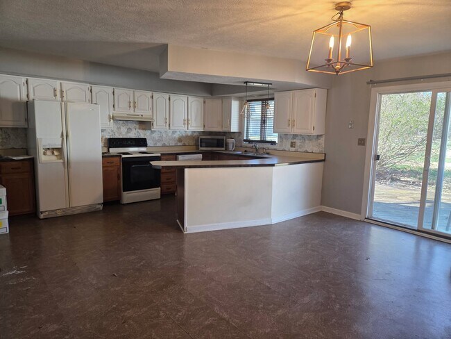 Foto del edificio - 2600 Fairway Dr