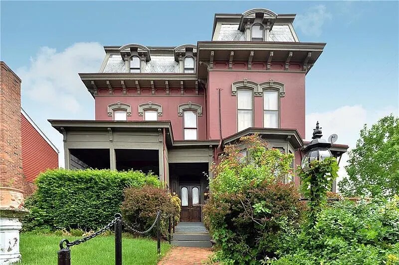 Front of house - 1400 Pennsylvania Ave