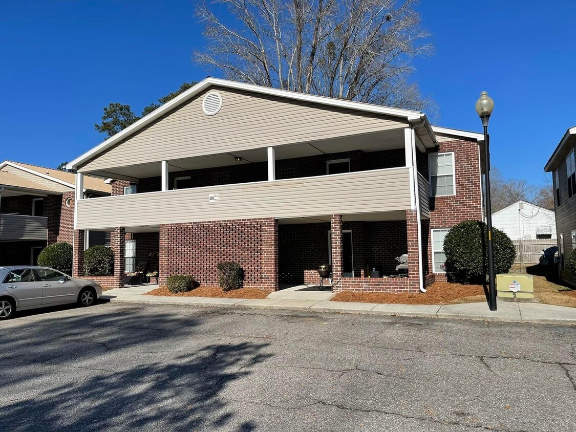 417 Jefferies Ln, Florence, SC 29505 Townhome Rentals in Florence SC