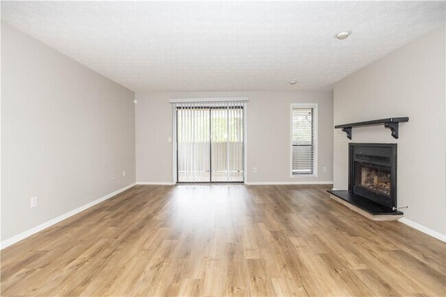 Foto del edificio - 1202 Wynnes Ridge Cir SE