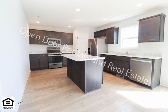 Building Photo - 1299 Pueblo Trl