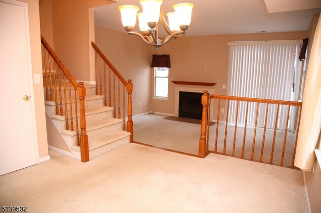 Building Photo - 23 Bentley Ct