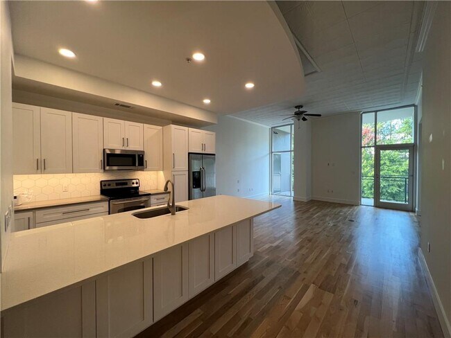 Building Photo - 3400 Malone Dr