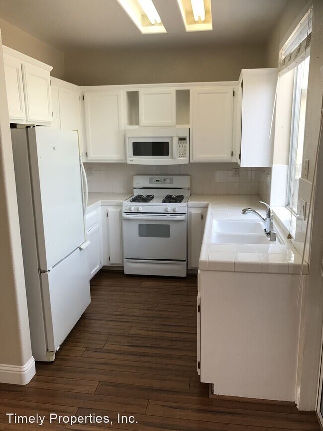 Foto del edificio - 3 br, 2.5 bath House - 2471 Delamere Ave