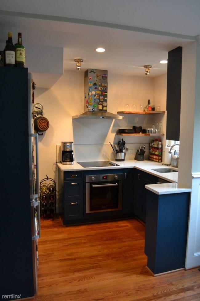 Building Photo - 3 br, 2 bath Townhome - 1220 Franklin St