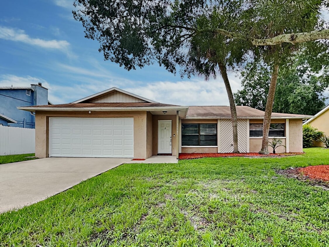 Primary Photo - 15545 Timberline Dr