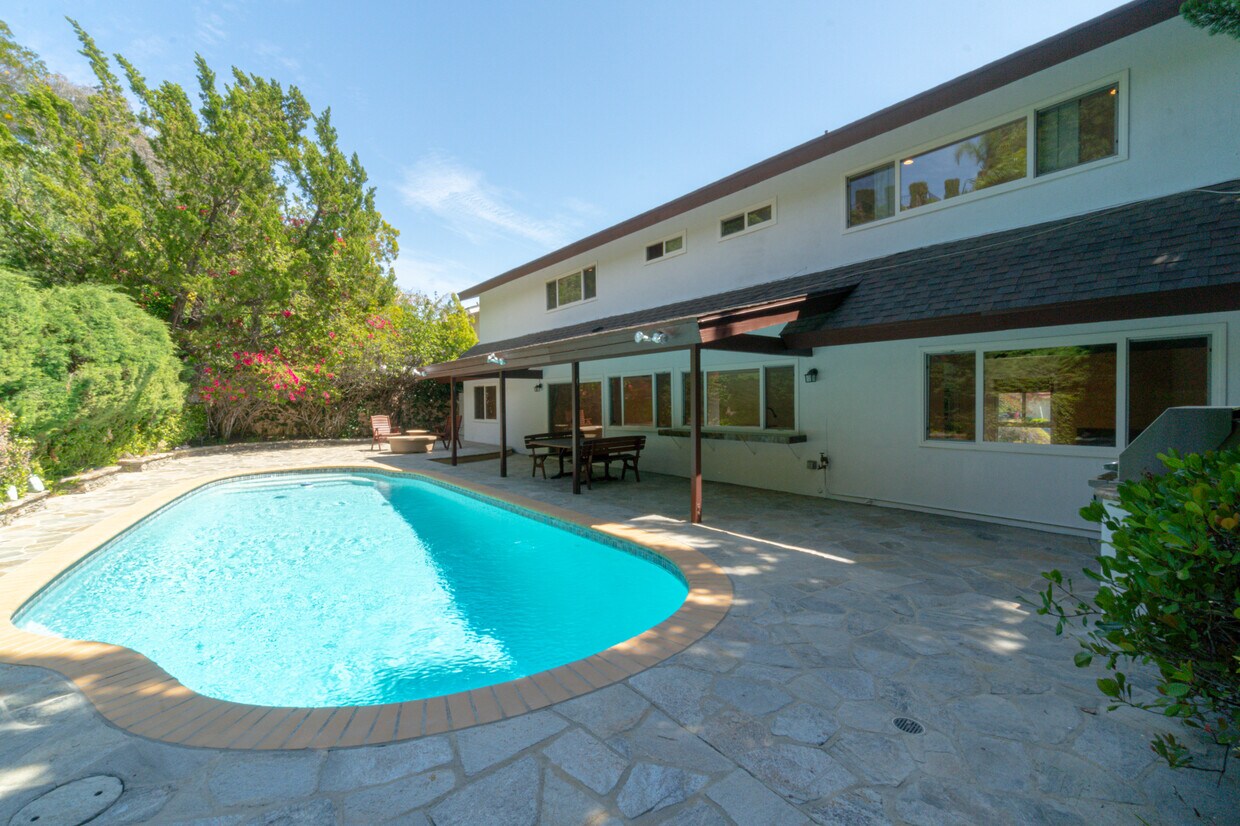 Heated Pool - 4220 Towhee Dr