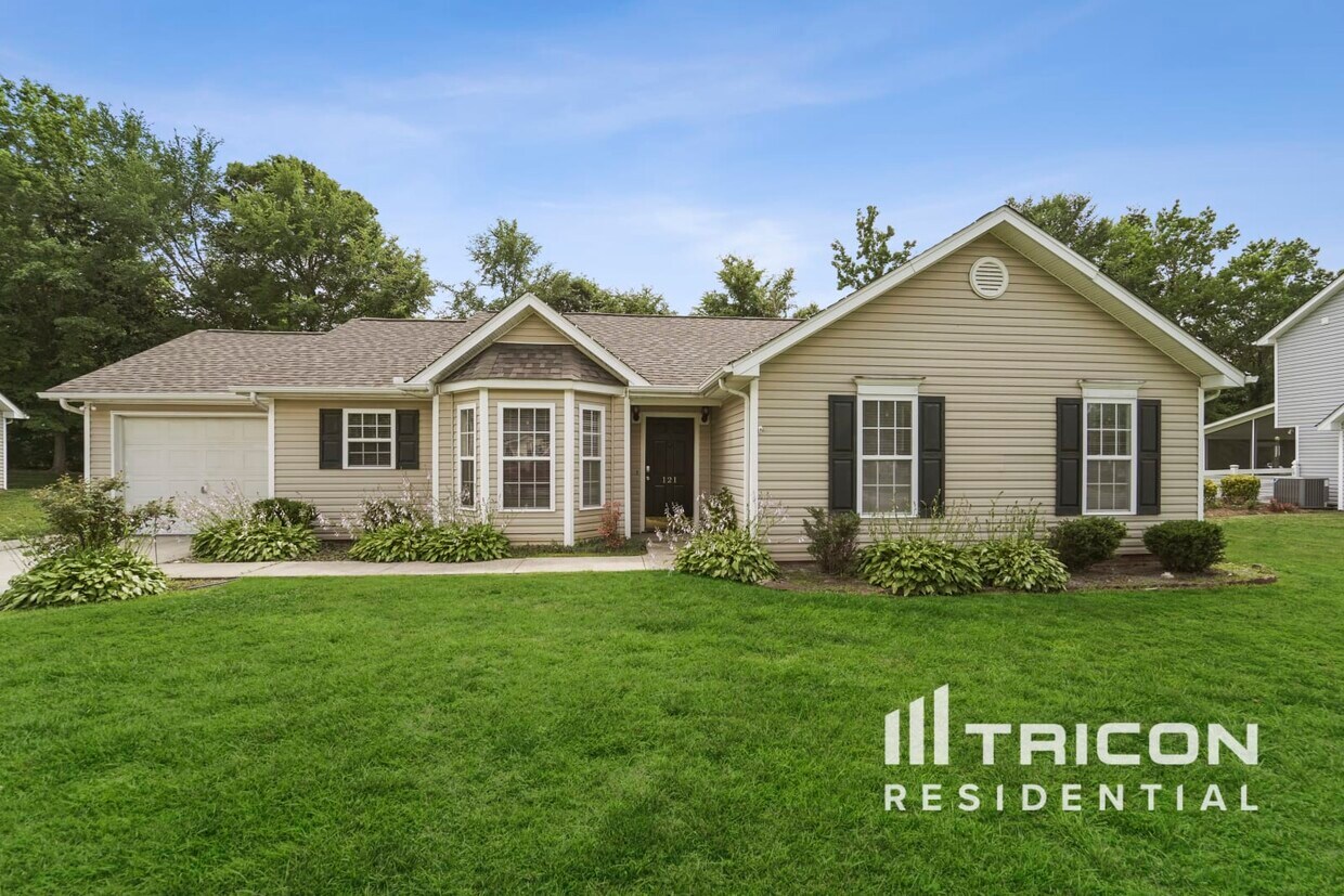 121 Autumn Woods Boulevard Mount Holly NC House Rental in Mount Holly
