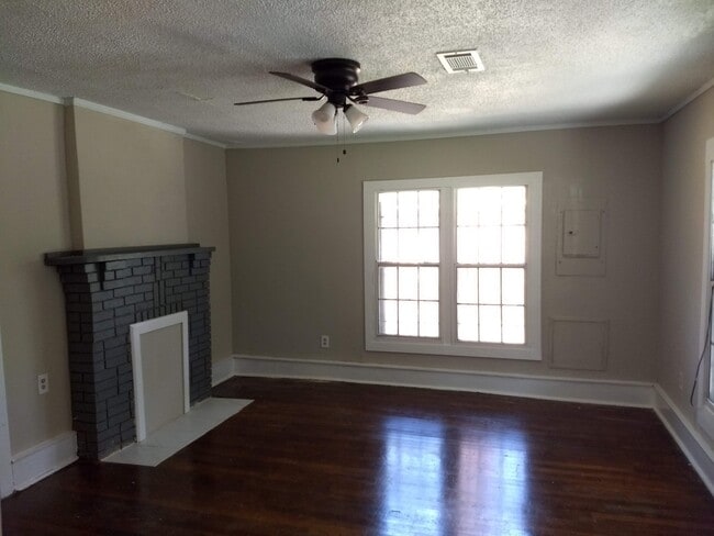 Foto del edificio - 481 Marianna St