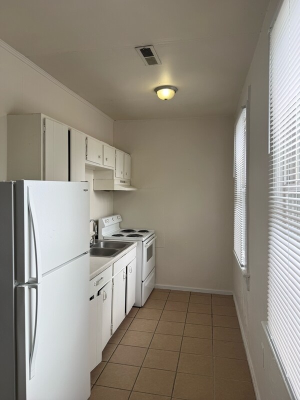 Foto del edificio - 1020 Jamison Ave SE