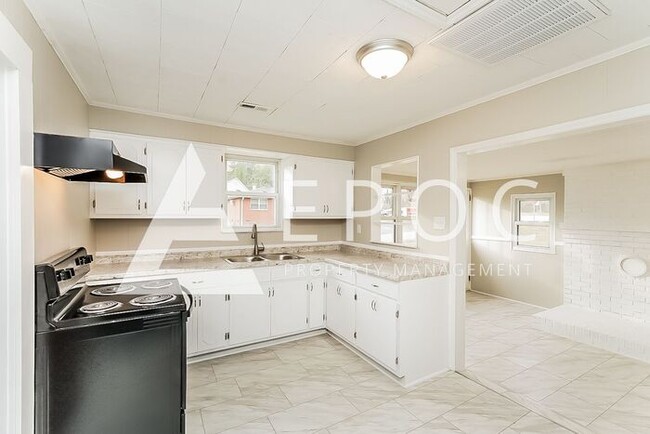 Building Photo - Peaceful Residence in Archdale, 3 Bedroom,...