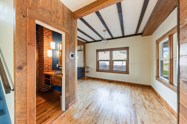 Foto del edificio - 3 Bedroom, 2.5 Bathroom Home with Exquisite Design