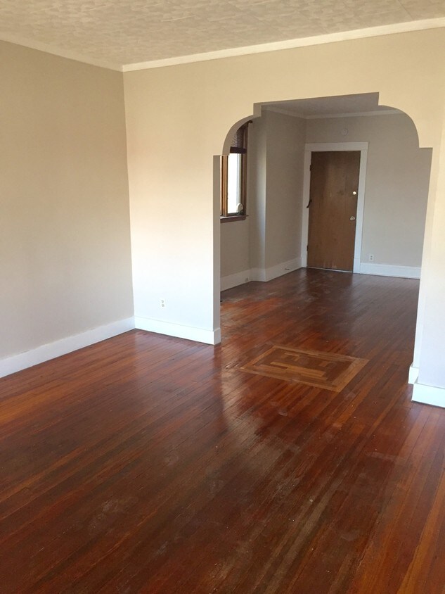 Building Photo - 228 Weiss St
