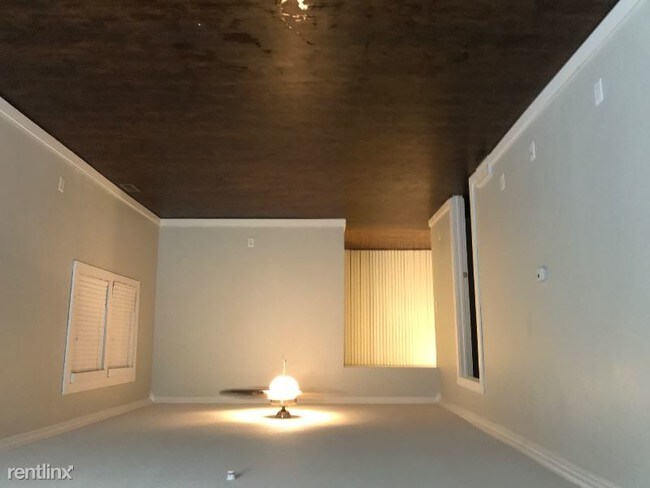Foto del edificio - 360 E Aurora Ave