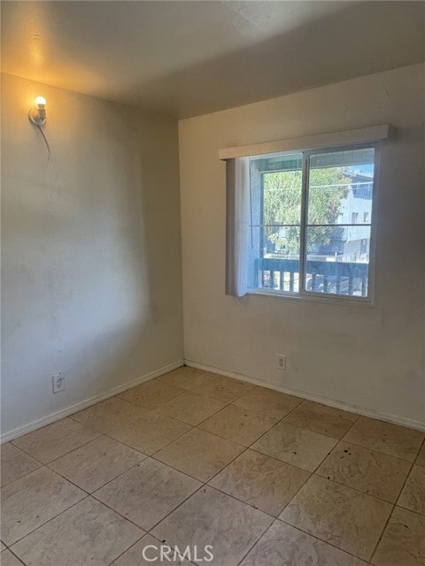 Foto del edificio - 8801 Willis Ave