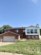 Building Photo - 1602 E 2550 N