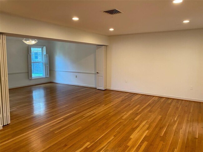 Foto del edificio - 3615 Elmridge St