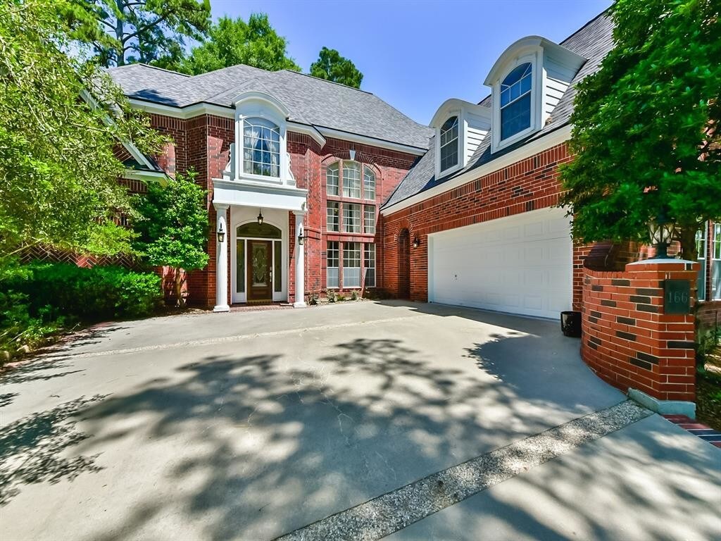 Primary Photo - 166 E Capstone Cir