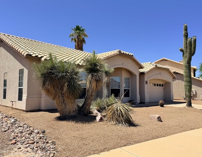 Building Photo - 9005 N Lawndale Dr