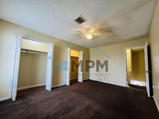 Building Photo - 117 Jennifer Ln