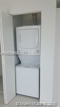 Foto del edificio - 501 NE 31st St