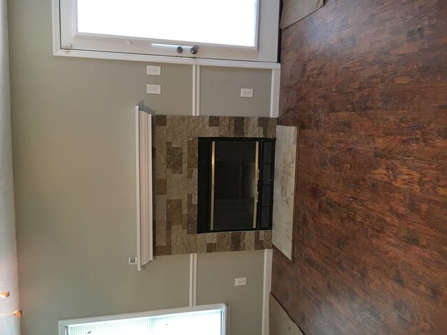 Building Photo - 1658 Kara Ct