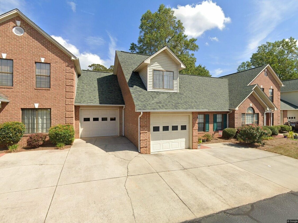 Primary Photo - 1637 20th Avenue Ct NE