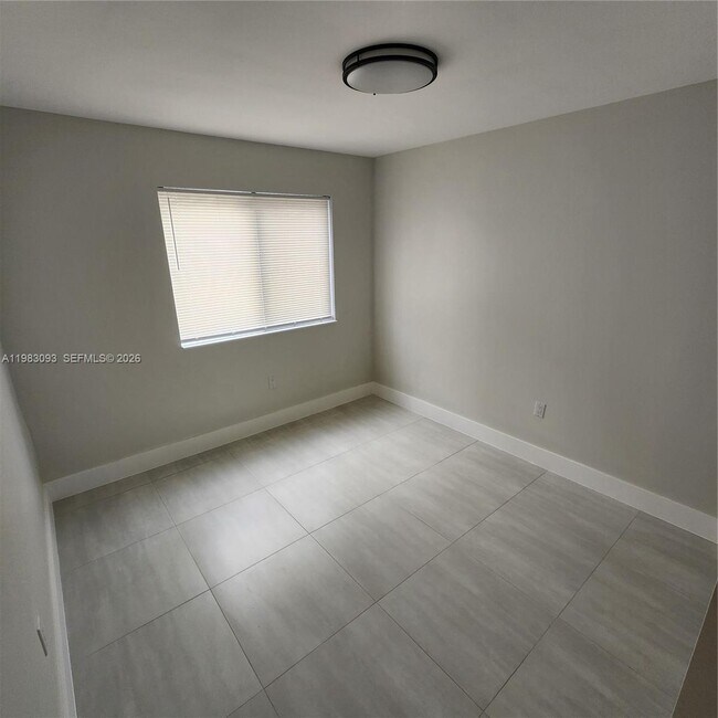 Foto del edificio - 1171 NW 66th St