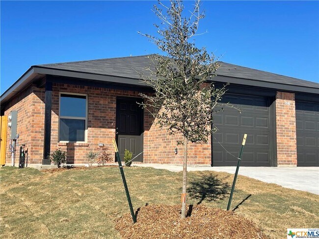 Foto del edificio - 1816 Ponca Trce