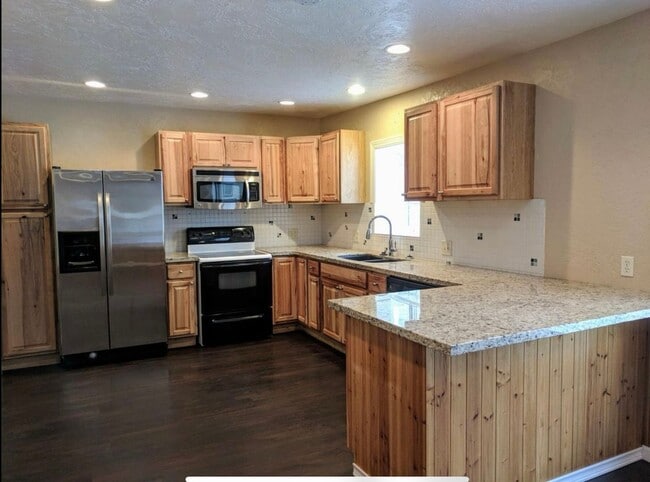 Building Photo - 2bed/1bath in Kalispell