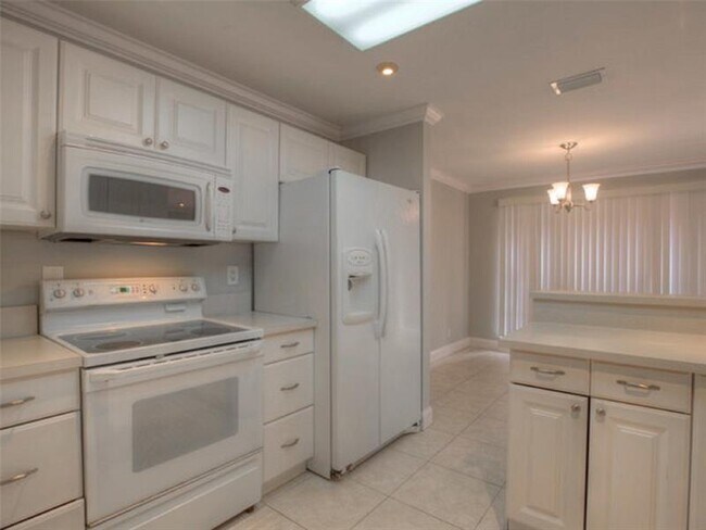 Building Photo - 8741 Cleary Blvd