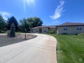Building Photo - 10443 W Deep Canyon Dr