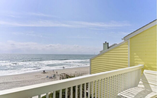 Foto del edificio - PERFECT OCEANFRONT WINTER WORK-FROM-HOME GETAWAY