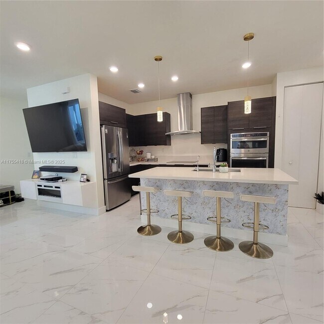 Foto del edificio - 10440 NW 67th St