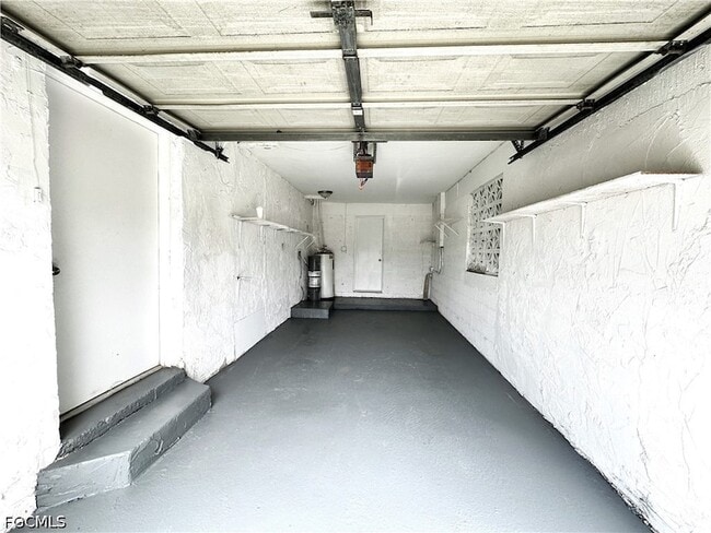 Foto del edificio - 2117 Mitchell Ct